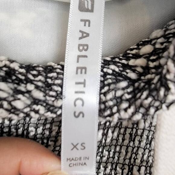 Fabletics Yukon Textured Hooded Sweater Dress - Size XS - Picture 5 of 6